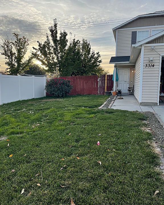 1st image of 3314 Country Village Ave