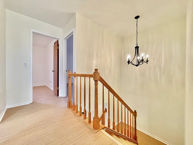 928 Stratford Ct — Photo 13