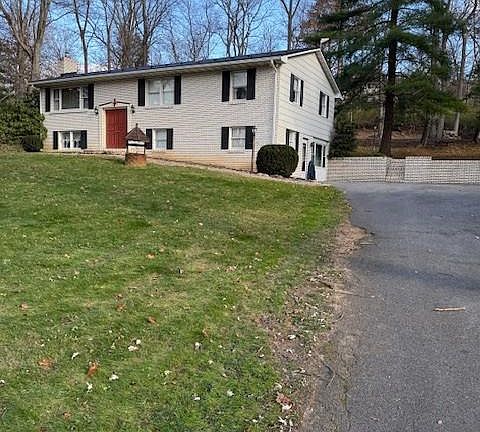 2nd image of 10984 Old Forge Rd