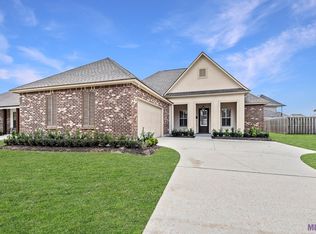 18040 Villa Trace Ave, Greenwell Springs, LA 70739