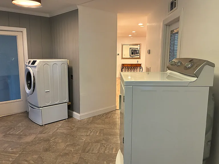 1226 Twin Palm Dr — Photo 31