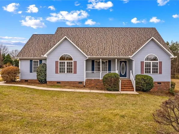 1082 Kingsway Dr, Salisbury, NC 28146