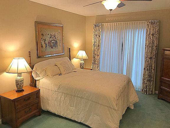 Large Master w/ Balcony