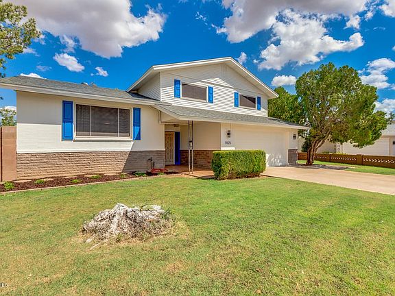 GRASSY FRONT  YARD