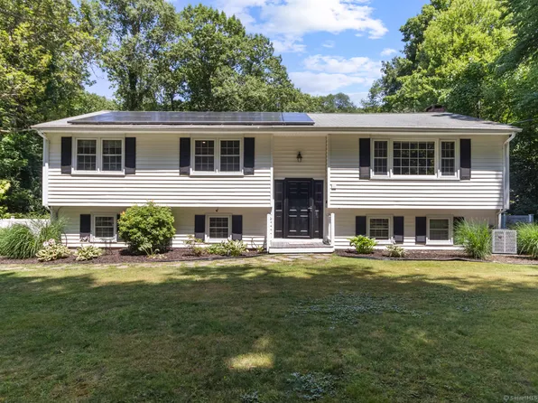 138 Squires Road, Madison, CT 06443