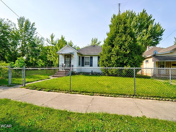 3rd image of 727 Catalpa Ave