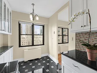 Rented by Sotheby's International Realty