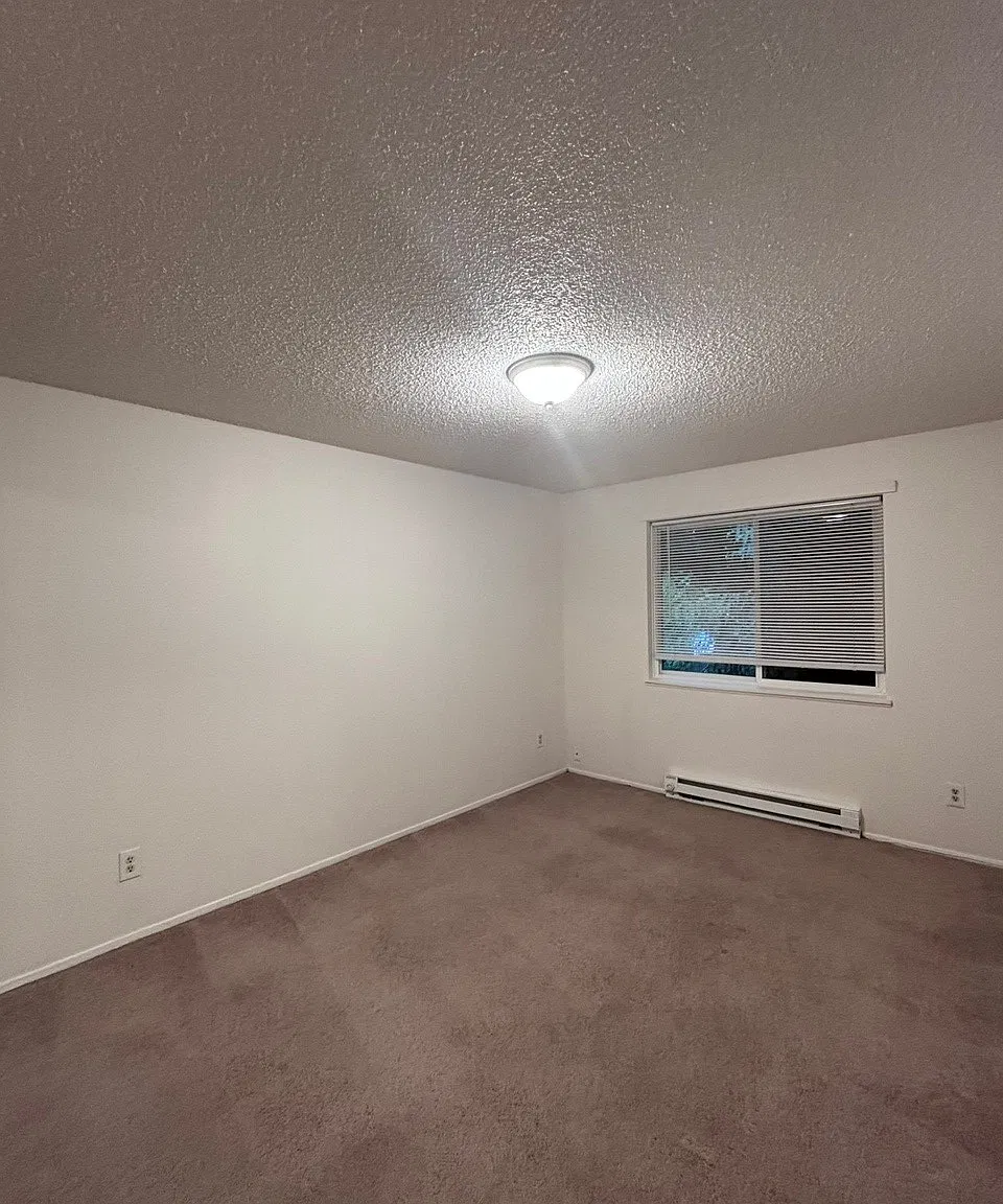 48- Mohawk duplex - 9522... — Photo 2