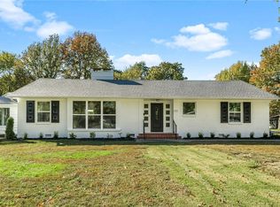 300 S West End St, Springdale, AR 72764