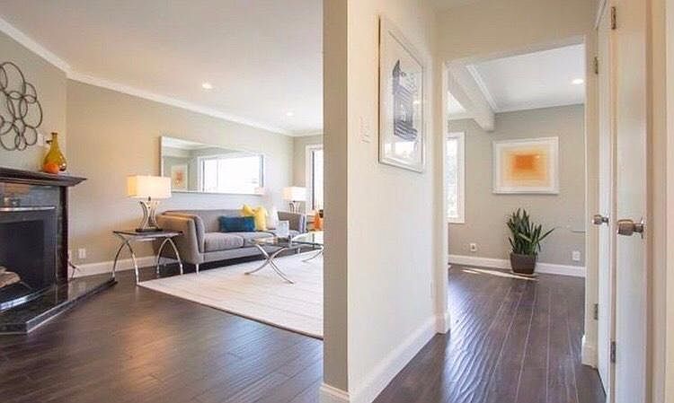 Entrance to living room