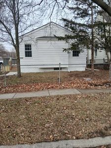 166 W Milton Ave, Hazel Park, MI, 48030