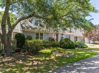 7024 Airlie Oaks Ln, Wilmington, NC 28403