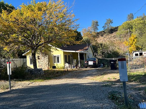 2nd image of 18077 Newvale Dr