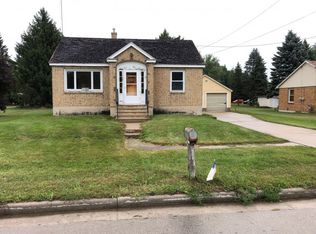 716 French St, Peshtigo, WI 54157