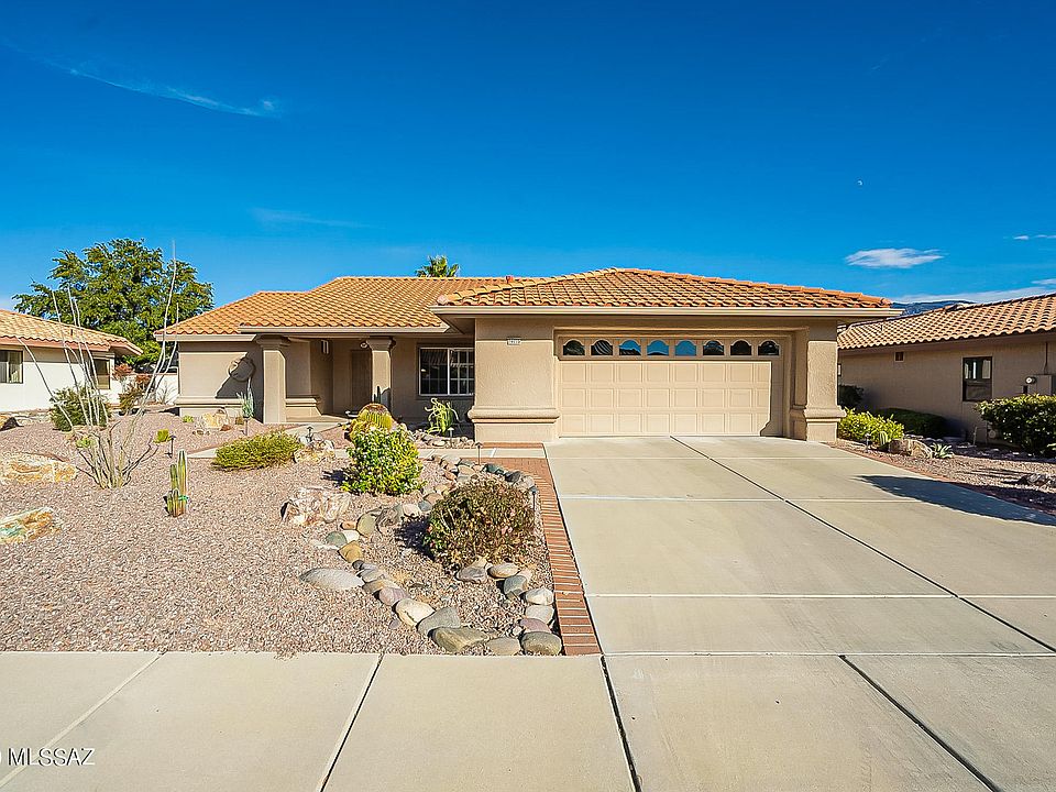 1st image of 14650 N Flagstone Dr