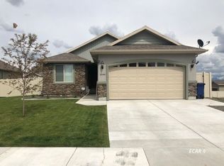 3546 Snowy River Dr, Elko, NV 89801