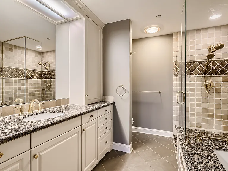 400 E 3rd Ave #405 — Photo 16