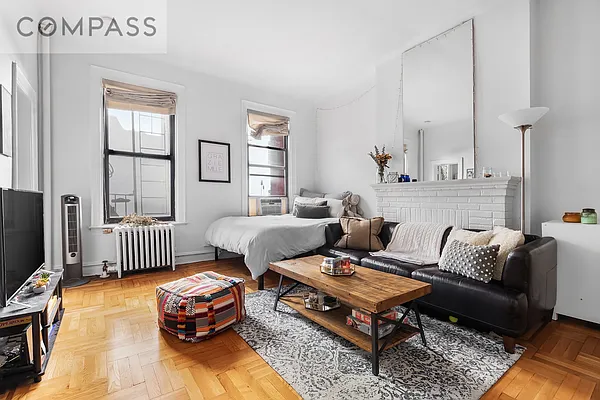 Rented by Compass | media 7
