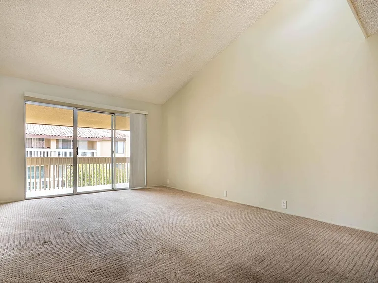 1855 Diamond St #301 — Photo 6