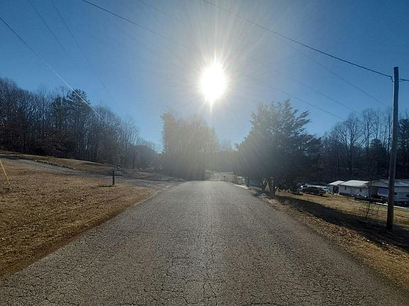 5th image of 545 Bensontown Dr