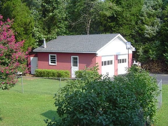 Detached 2 car garage with attached shed