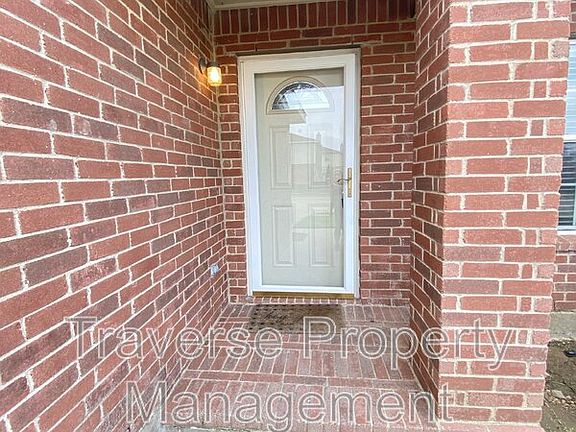 3rd image of 4321 Annalea Dr