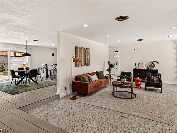 3rd image of 1662 Sombrero Dr