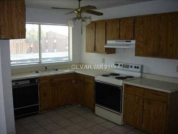 3rd image of 3597 Arville St Unit 202B