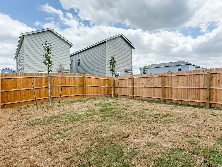 5010 Primrose Rdg — Photo 23