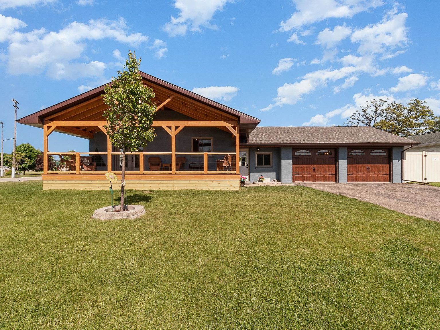 311 Henry St, Sebewaing, MI 48759 Zillow