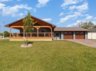 311 Henry St, Sebewaing, MI 48759