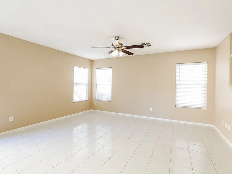 5982 Red Raspberry Ct — Photo 4