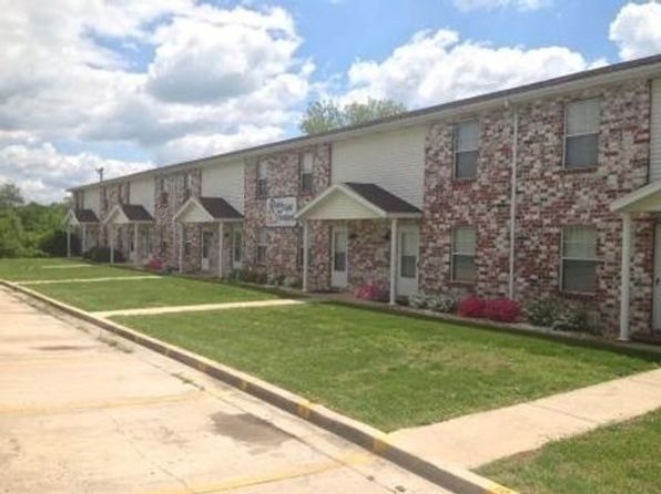 1300 W Hall St #1-24