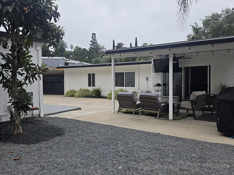 4141 Rolando Blvd — Photo 11