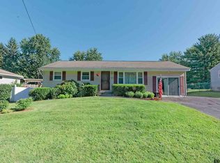 7 S Royal Dr, Albany, NY 12205