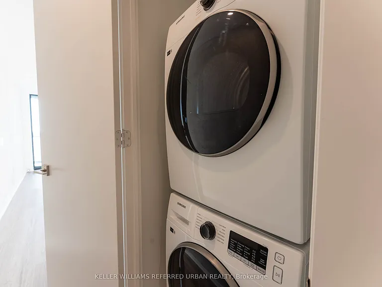 195 McCaul St #1215 — Photo 7