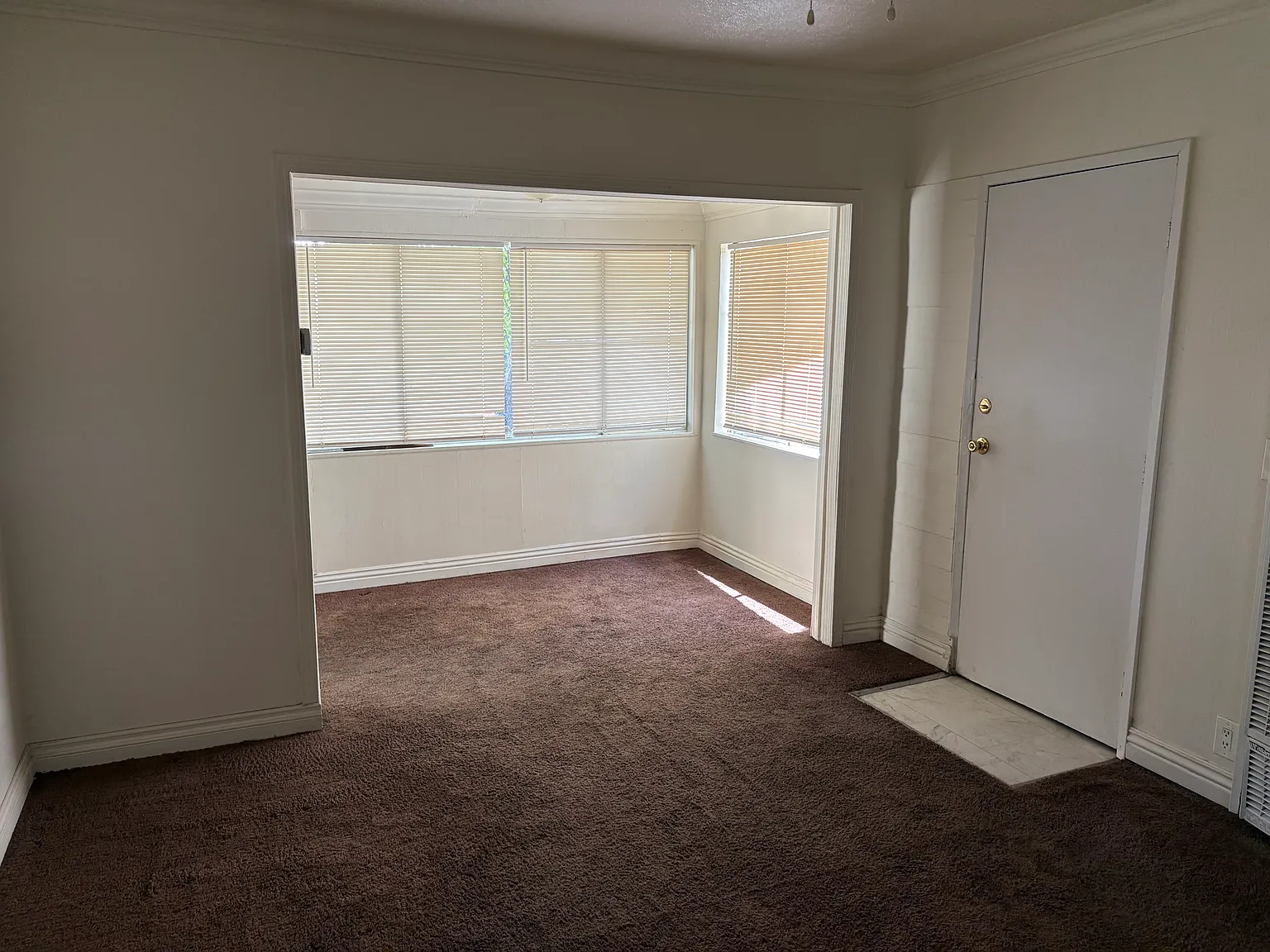 1 bed, 700 sqft, $1,575 — Photo 2