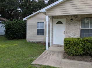 4506 Russells Pond Ln, Tallahassee, FL 32303