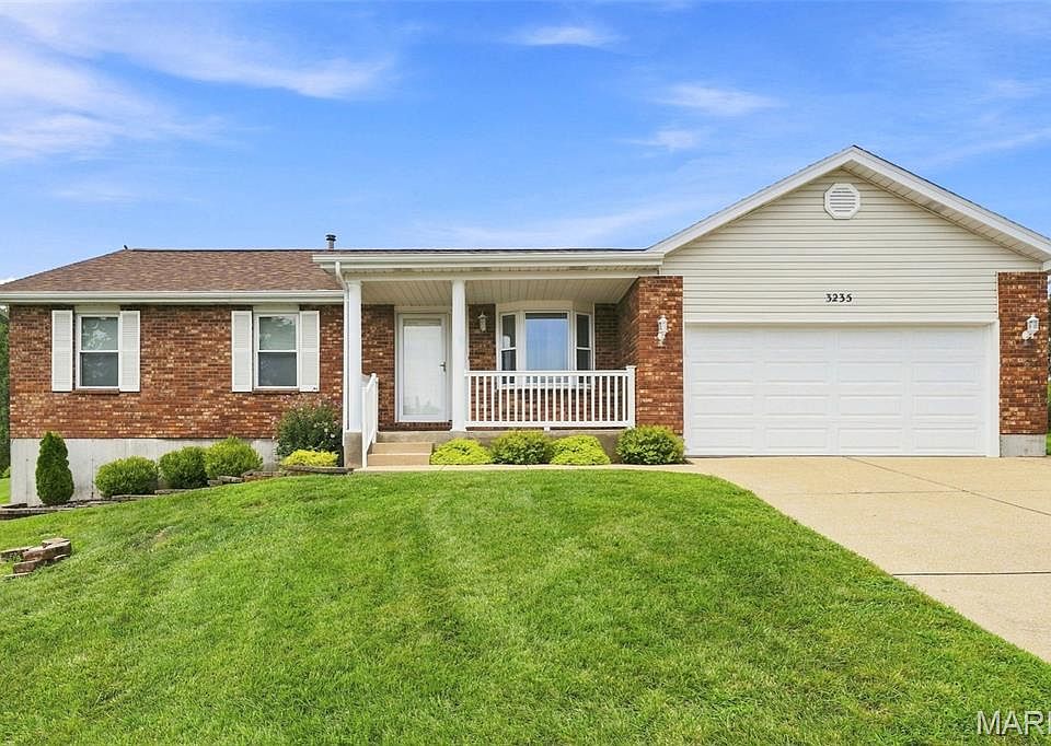 1st image of 3235 Rosedale Dr