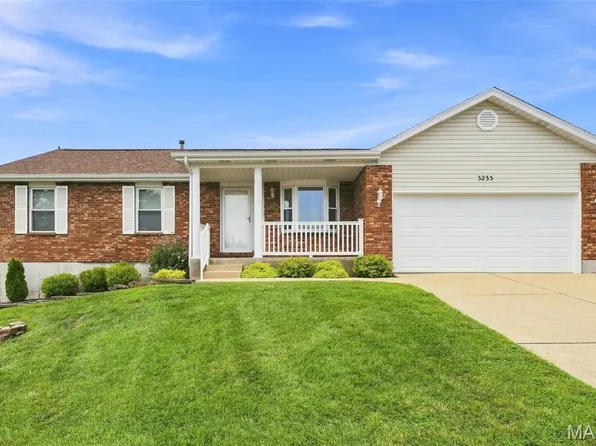 3235 Rosedale Dr, Arnold, MO 63010