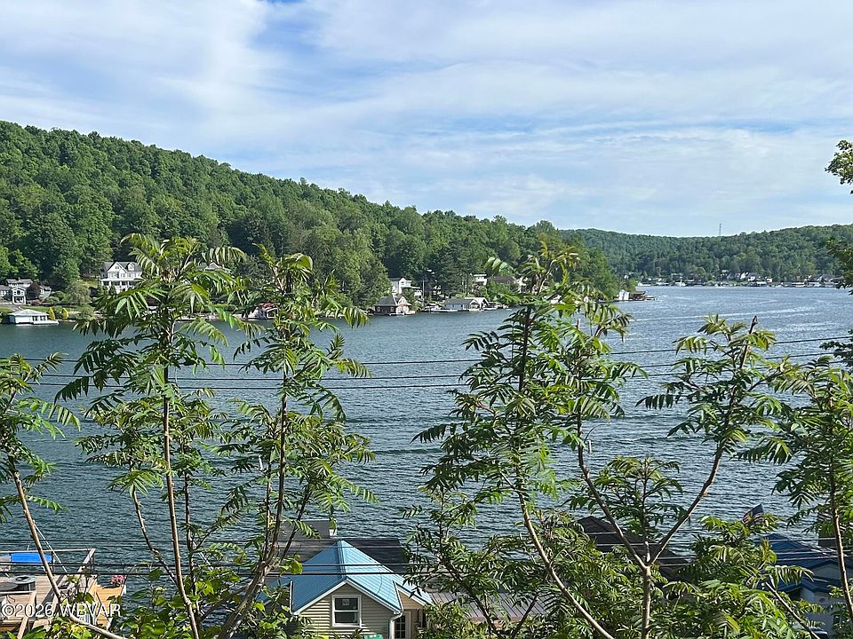 1st image of 1523 Lakeside Dr