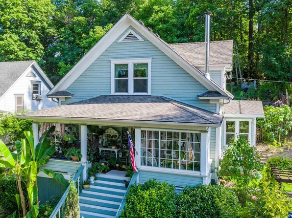 119 Walnut St, Brownsville, OR 97327