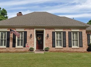 9525 Heathrow Dr, Montgomery, AL 36117