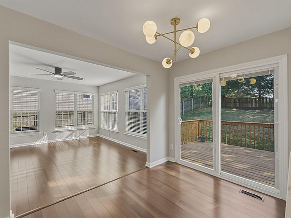 4th image of 6519 Caverstone Dr
