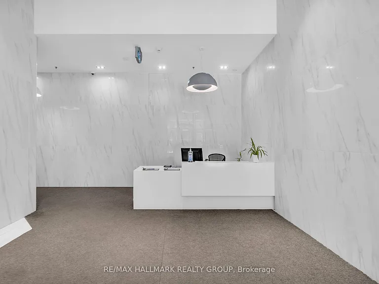 203 Catherine St #601 — Photo 4