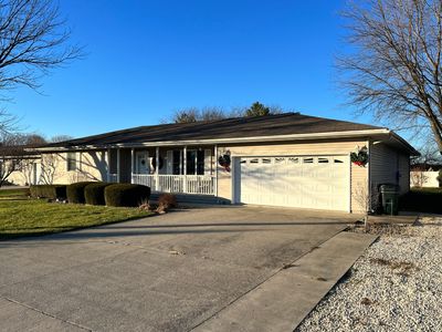 600 Albrecht Ln, Crescent City, IL, 60928