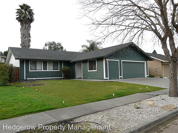 2nd image of 2489 Vine Hill Dr