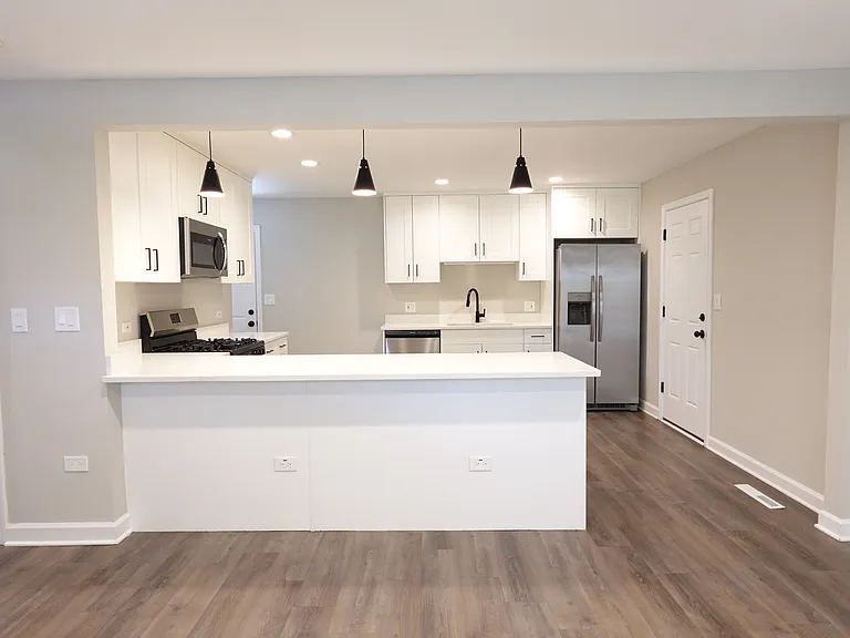 111 W Green Meadows Blvd — Photo 8