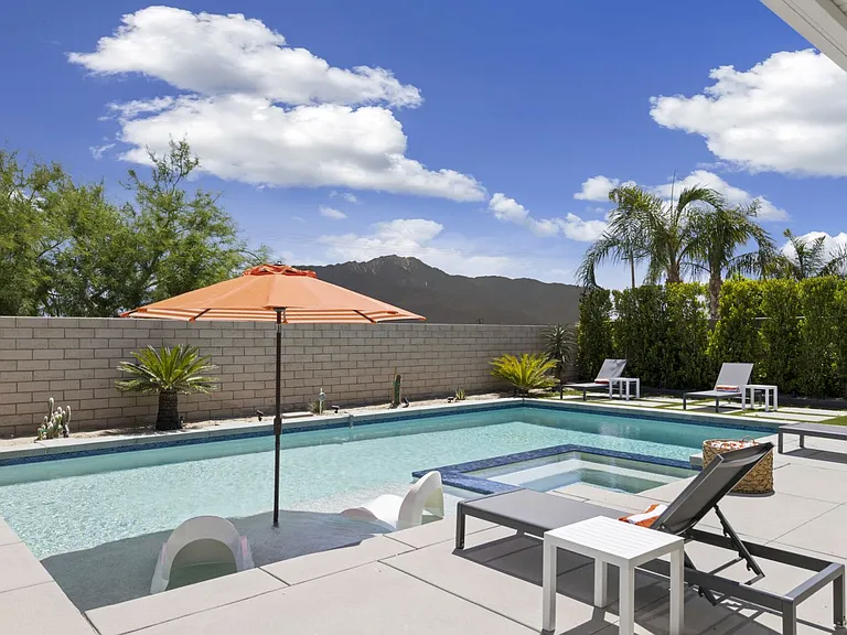 65161 Rolling Hills Dr — Photo 38