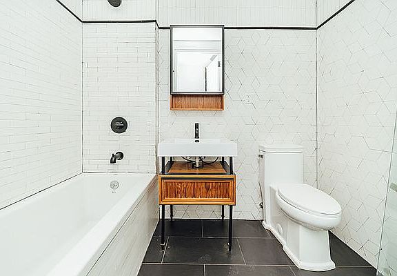5th image of 115 Stanwix St #625